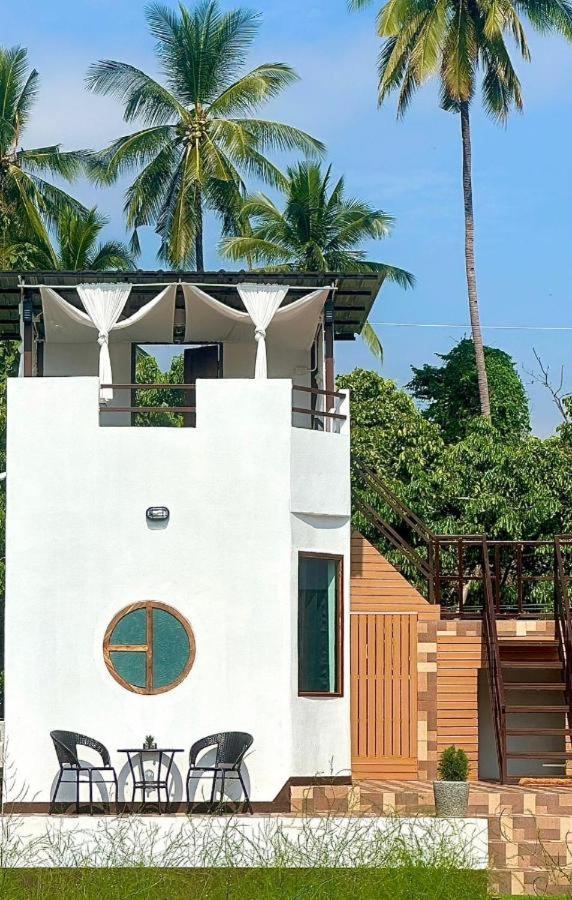 ม่วนใจ๋ปันสุข โฮมสเตย์แอนคาเฟ่ Muanjai Punsuk Homestay And Cafe Chom Thong Exteriör bild