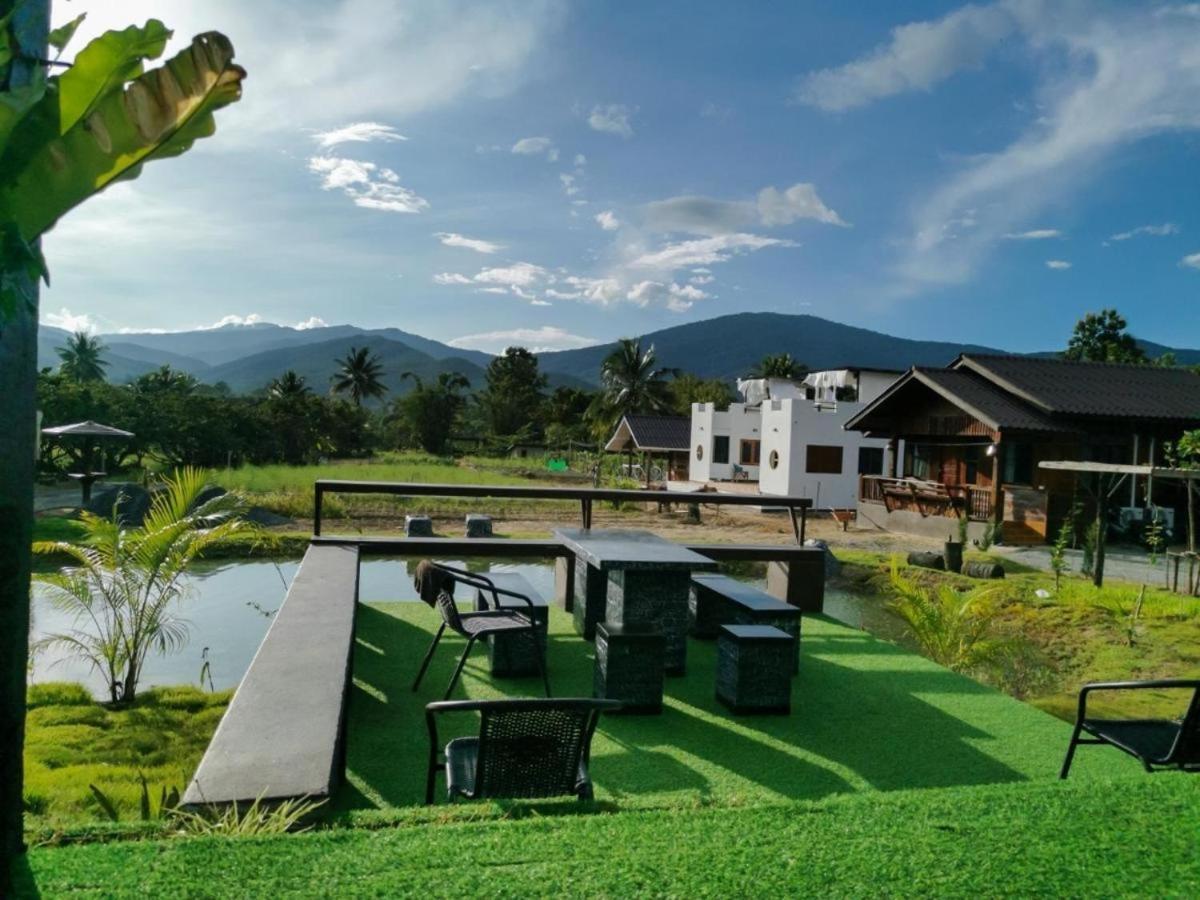 ม่วนใจ๋ปันสุข โฮมสเตย์แอนคาเฟ่ Muanjai Punsuk Homestay And Cafe Chom Thong Exteriör bild